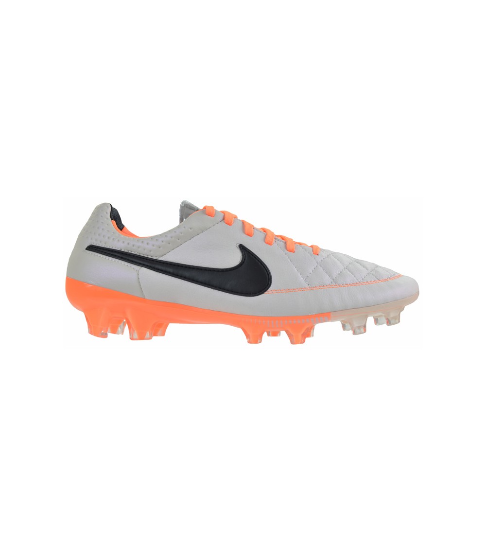 BUTY NIKE TIEMPO LEGEND V FG roz 41 /631518 008