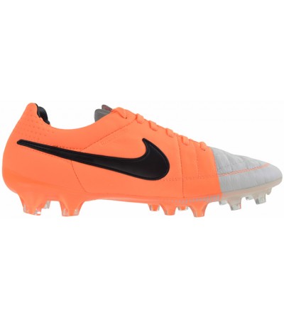 BUTY NIKE TIEMPO LEGEND V FG roz 41 /631518 008