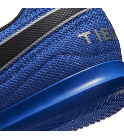 Buty piłkarskie Nike Tiempo Legend 8 Club IC AT6110 104