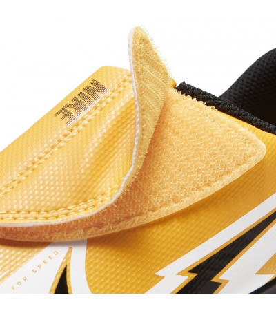 Buty piłkarskie Nike Mercurial Vapor 13 Club MG PS(V) JUNIOR AT8162 801