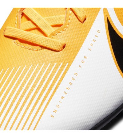 Buty piłkarskie Nike Mercurial Vapor 13 Club FG/MG AT7968 801