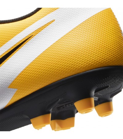 Buty piłkarskie Nike Mercurial Vapor 13 Club FG/MG AT7968 801