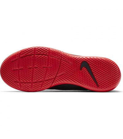 Buty piłkarskie Nike Mercurial Vapor 13 Academy IC JUNIOR AT8137 060