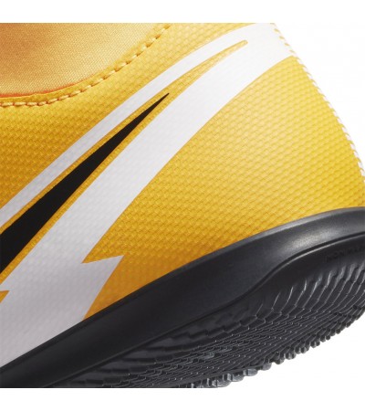 Buty piłkarskie Nike Mercurial Superfly 7 Club IC JUNIOR AT8153 801