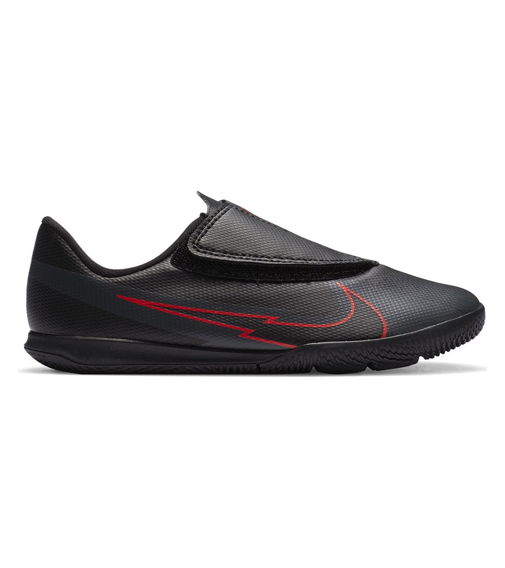 Buty piłkarskie Nike Mercurial Vapor 13 Club IC PS(V) JUNIOR AT8170 060