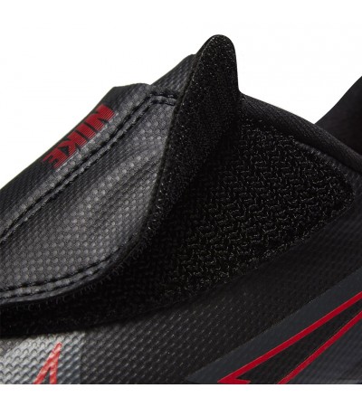 Buty piłkarskie Nike Mercurial Vapor 13 Club IC PS(V) JUNIOR AT8170 060