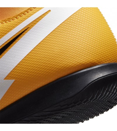 Buty piłkarskie Nike Mercurial Superfly 7 Club IC AT7979 801