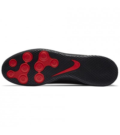 Buty piłkarskie Nike Phantom GT Club DF IC CW6671 060
