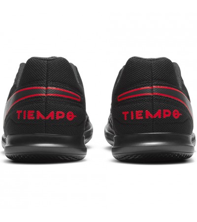 Buty piłkarskie Nike Tiempo Legend 8 Club IC AT6110 060