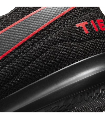 Buty piłkarskie Nike Tiempo Legend 8 Club IC AT6110 060