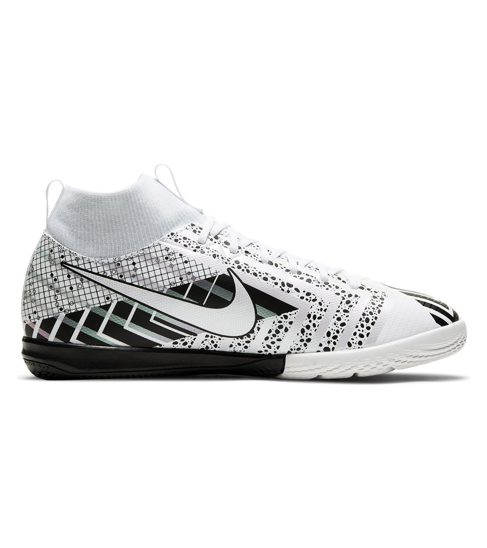 Buty piłkarskie Nike Mercurial Superfly 7 Academy Mds IC Junior BQ5529 110