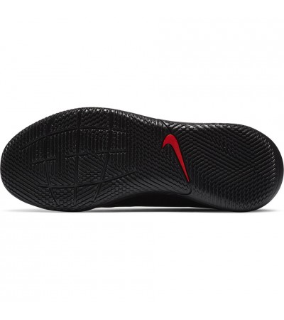 Buty piłkarskie Nike Tiempo Legend 8 Club IC Junior AT5882 060