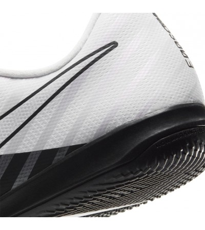 Buty piłkarskie Nike Mercurial Vapor 13 Academy Mds IC Junior CJ1175 110