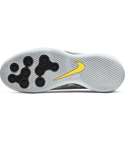 Buty piłkarskie Nike Phantom GT Scorpion Academy IC Junior DA2281 001