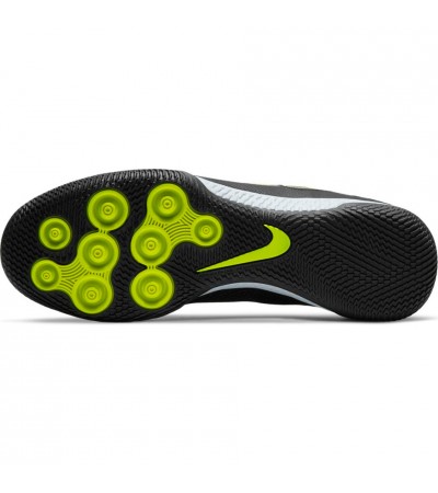 Buty piłkarskie Nike React Phantom GT Pro IC czarne CK8463 090