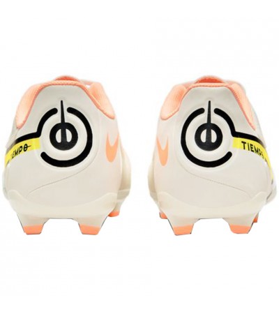 Buty piłkarskie Nike Tiempo Legend 9 Academy FG/MG Junior DA1333 002
