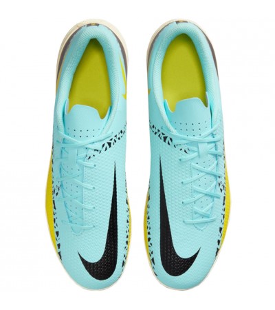 Buty piłkarskie Nike Phantom GT2 Club IC DC0829 407