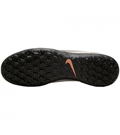 Buty piłkarskie Nike Tiempo Legend 9 Club TF DA1193 002
