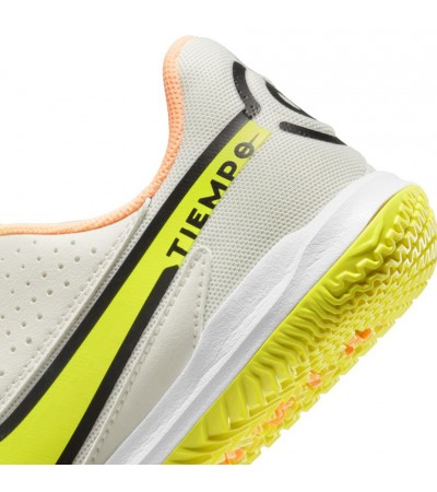 Buty piłkarskie Nike Tiempo Legend 9 Academy IC Junior DA1329 002
