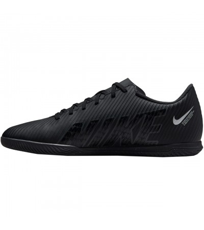 Buty piłkarskie Nike Mercurial Vapor 15 Club IC czarne DJ5969 001