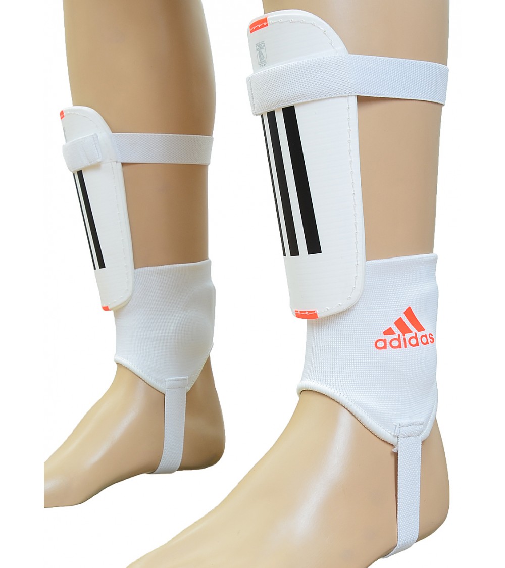 OCHRANIACZE PIŁKARSKIE ADIDAS 11 CLUB /M38633
