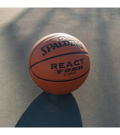 Piłka koszykowa Spalding React TF-250 rozm. 5 brązowa 76803Z
