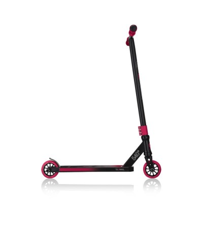 The Globber Stunt Gs 540 622-102-3 stunt scooter