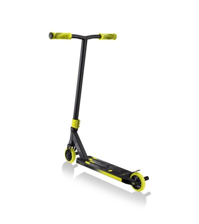 The Globber Stunt Gs 540 622-107-3 stunt scooter