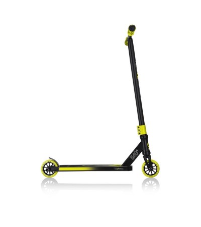 The Globber Stunt Gs 540 622-107-3 stunt scooter